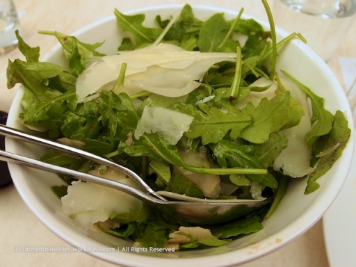Roquette & Parmasen Salad - fatmanthinwallet.wordpress.com